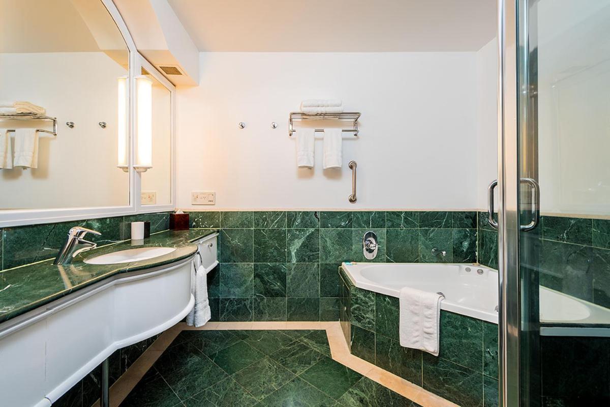 Deluxe Private Apartment And Studio - Ocean Views Guldkusten Exteriör bild